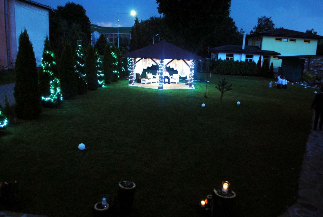 Penzion Nova Spisska Stara Ves Buitenkant foto